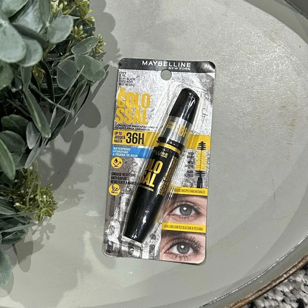 Maybelline Colossal Up To 36 Hour Waterproof Mascara, #212 Very Black‎